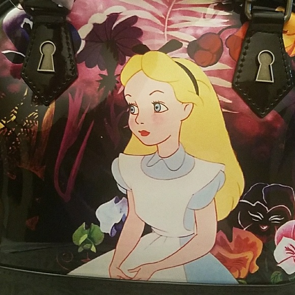 NWT Limited edition Alice in Wonderland Disney - Picture 3 of 6